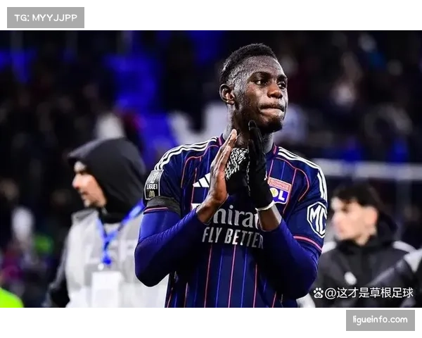 里昂1-0小胜南特,唯一进球源自一次长达30秒的高强度连续逼抢